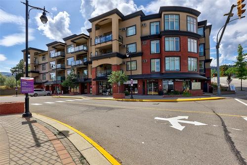 412-795 MCGILL Road  Kamloops, BC V2C 0B9