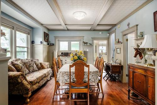 1024 Rutland Road, Kelowna, BC - Indoor Photo Showing Dining Room