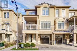 71 - 2435 GREENWICH DRIVE  Oakville, ON L6M 0S4
