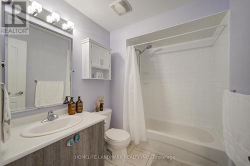 71 - 2435 Greenwich Drive, Oakville, ON - Indoor Photo Showing Bathroom