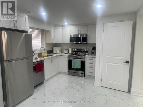 14726 Caledon King Townline Line, Caledon, ON - Indoor Photo Showing Kitchen