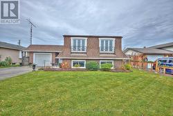 51 WESTWOOD CRESCENT  Welland (Prince Charles), ON L3C 4R2