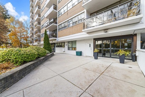 503-212 Kerr Street, Oakville, ON - Outdoor With Balcony