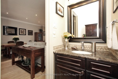 10-20 Cotton Downway N/A, Toronto, ON - Indoor Photo Showing Other Room