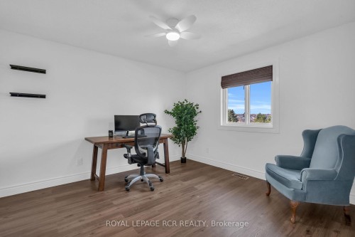 11 Golfview Boulevard, Bradford West Gwillimbury, ON - Indoor Photo Showing Other Room