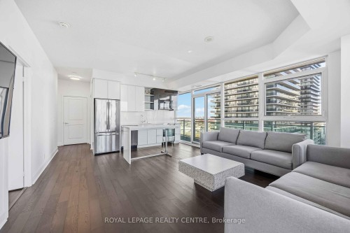 2109-33 Shore Breeze Drive W, Toronto, ON - Indoor Photo Showing Living Room