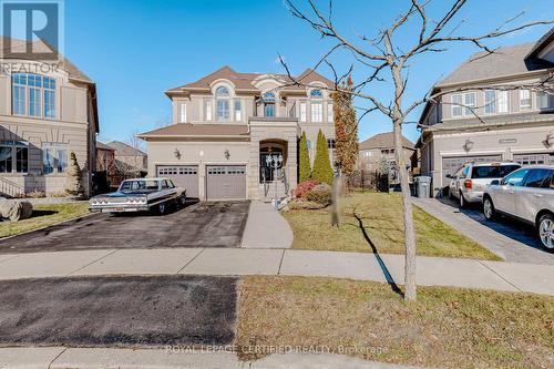 13 CHINZAN WAY SW  Brampton, ON L6X 0W6