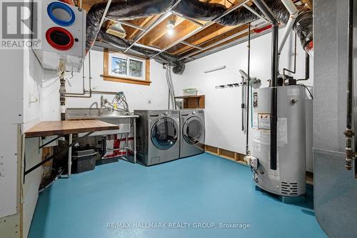1050 Barnett Drive, Ottawa, ON - Indoor Photo Showing Laundry Room