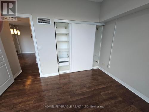 406 - 225 Webb Drive, Mississauga, ON - Indoor Photo Showing Other Room