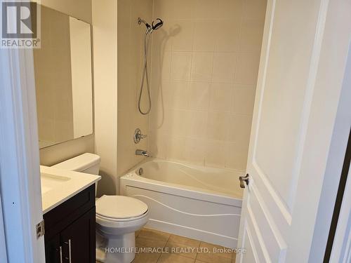 406 - 225 Webb Drive, Mississauga, ON - Indoor Photo Showing Bathroom