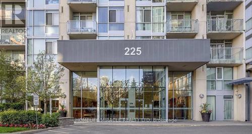406 - 225 Webb Drive, Mississauga, ON - Outdoor With Balcony With Facade