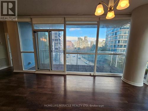 406 - 225 Webb Drive, Mississauga, ON - Indoor Photo Showing Other Room