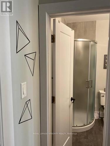 Unit 5 - 220 Argyle Avenue, Ottawa, ON - Indoor