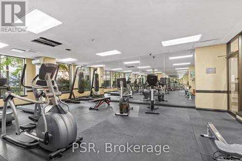 901 - 633 Bay Street, Toronto, ON - Indoor Photo Showing Gym Room
