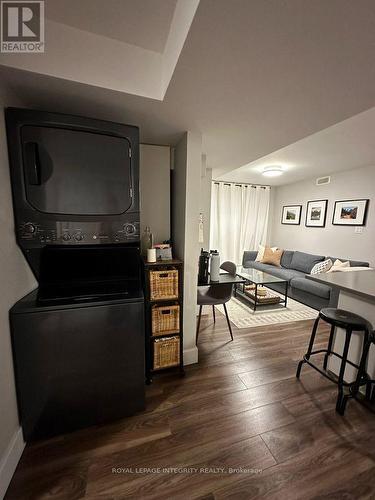 Unit 4 - 222 Argyle Avenue, Ottawa, ON - Indoor Photo Showing Laundry Room