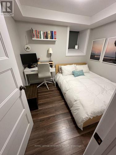 Unit 4 - 222 Argyle Avenue, Ottawa, ON - Indoor Photo Showing Bedroom
