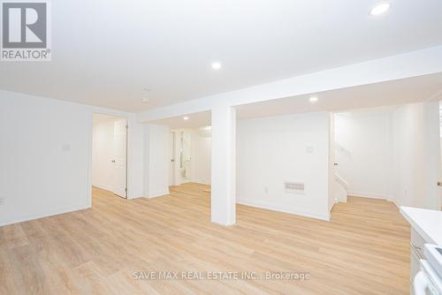 248 West 18Th Street, Hamilton, ON - Indoor Photo Showing Other Room