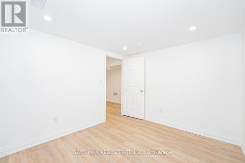 248 West 18Th Street, Hamilton, ON - Indoor Photo Showing Other Room