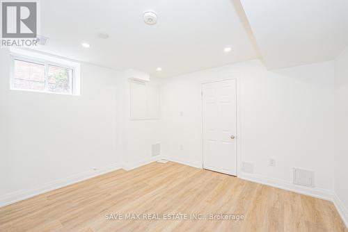 248 West 18Th Street, Hamilton, ON - Indoor Photo Showing Other Room