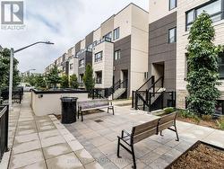 403 - 1141 COOKE BOULEVARD  Burlington, ON L7T 0C3