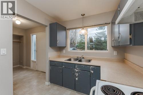 109 4045 1St Avenue, Prince George, BC - Indoor Photo Showing Kitchen With Double Sink