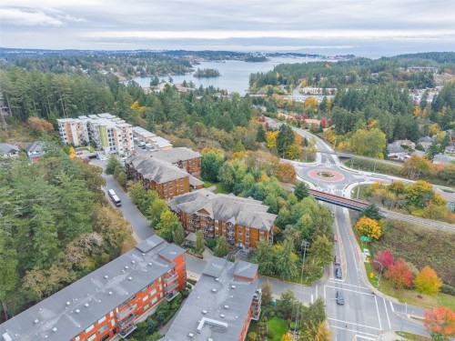 303-101 Nursery Hill Dr, View Royal, BC - Outdoor With View