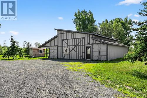 3329 Swale Road, Ottawa, ON - Outdoor