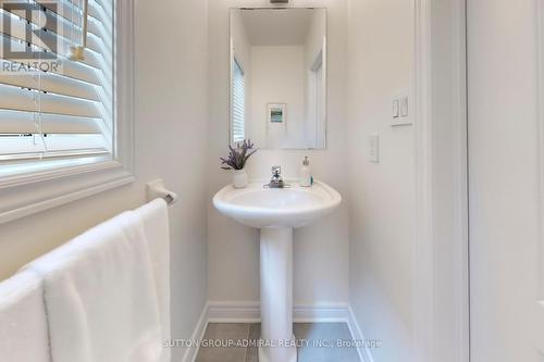 62 Agostino Crescent, Vaughan, ON - Indoor Photo Showing Bathroom