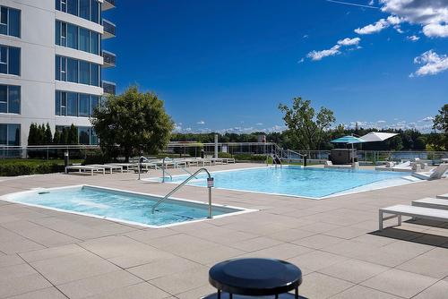 Piscine - Ph201-275 Rue Étienne-Lavoie, Laval (Sainte-Dorothée), QC - Outdoor With In Ground Pool