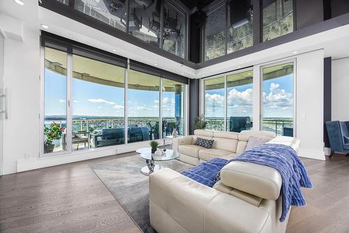 Salon - Ph201-275 Rue Étienne-Lavoie, Laval (Sainte-Dorothée), QC - Indoor Photo Showing Living Room