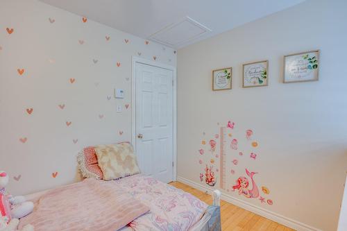 Chambre à coucher - 40 Rue De La Flandre, Blainville, QC - Indoor Photo Showing Bedroom