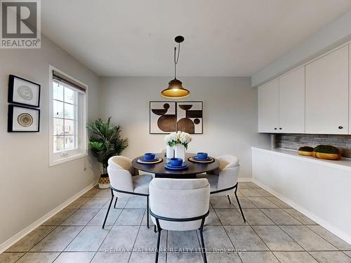 Eat-in kitchen - 20B - 51 Northern Heights Drive, Richmond Hill, ON - Indoor Photo Showing Dining Room