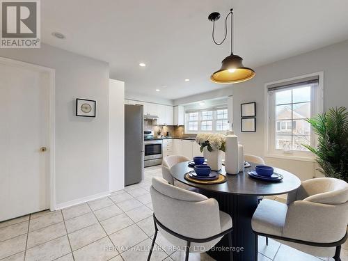 20B - 51 Northern Heights Drive, Richmond Hill, ON - Indoor Photo Showing Dining Room