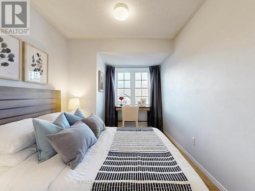 20B - 51 Northern Heights Drive, Richmond Hill, ON - Indoor Photo Showing Bedroom