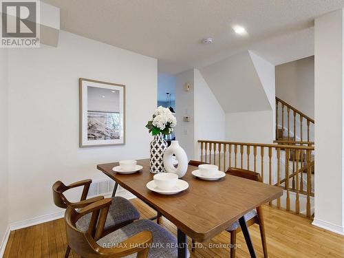 20B - 51 Northern Heights Drive, Richmond Hill, ON - Indoor Photo Showing Dining Room
