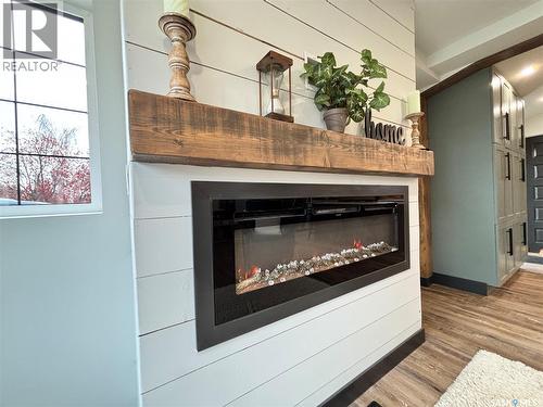 724 St Annes Avenue, Bruno, SK - Indoor Photo Showing Living Room With Fireplace