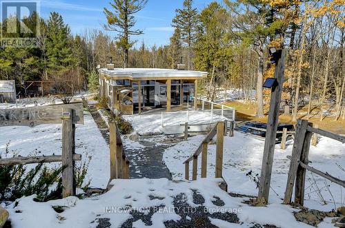 1792 Bearhill Road, Ottawa, ON - Outdoor