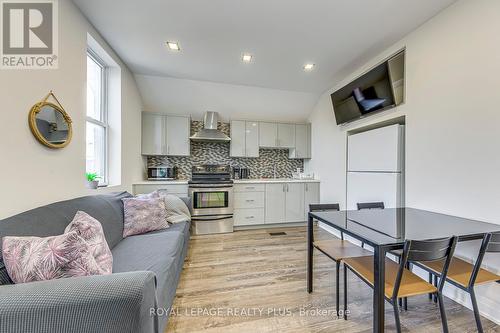 247 Robert Street, Hamilton, ON - Indoor