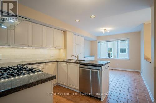 4 Schoolhouse Private, Ottawa, ON - Indoor Photo Showing Kitchen With Stainless Steel Kitchen