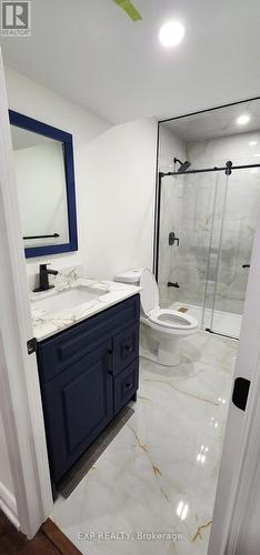 154 Bristol Road E, Mississauga, ON - Indoor Photo Showing Bathroom