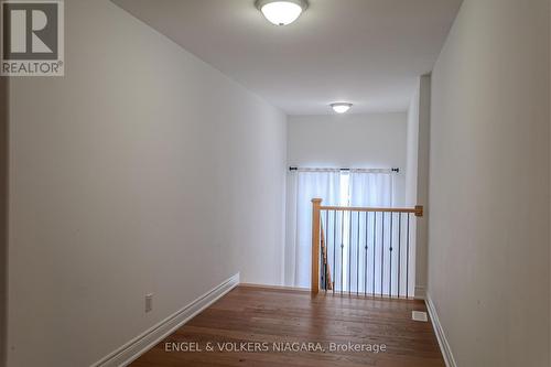 7171 Lionshead Avenue, Niagara Falls (Oldfield), ON - Indoor Photo Showing Other Room