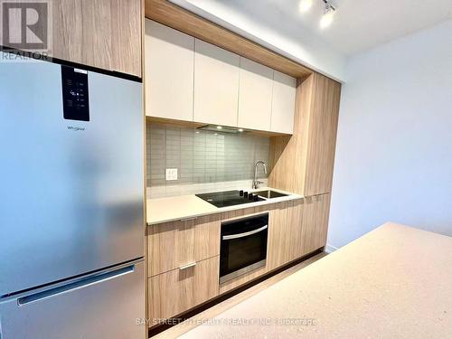 2302 - 395 Square One Drive, Mississauga, ON - Indoor Photo Showing Kitchen With Double Sink