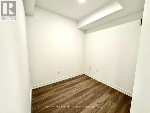 2302 - 395 Square One Drive, Mississauga, ON - Indoor Photo Showing Other Room