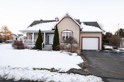 1000 Rue des Champs  Sainte-Hélène-De-Kamouraska, QC G0L 3J0