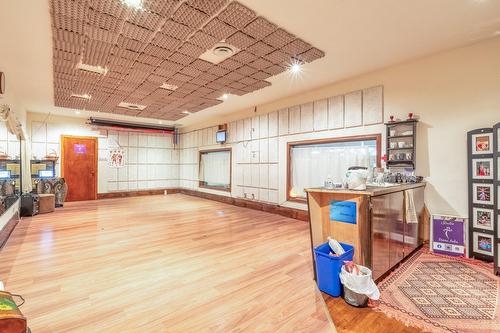 Commerce - 40  - 42 Rue Wellington N., Sherbrooke (Les Nations), QC 