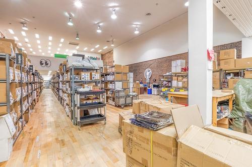 Commerce - 40  - 42 Rue Wellington N., Sherbrooke (Les Nations), QC 