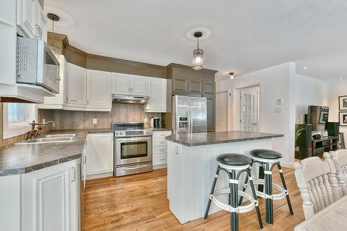 Cuisine - 1478 Rue Plamondon, Prévost, QC - Indoor Photo Showing Kitchen With Double Sink With Upgraded Kitchen