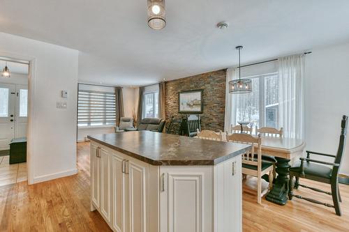 Cuisine - 1478 Rue Plamondon, Prévost, QC - Indoor