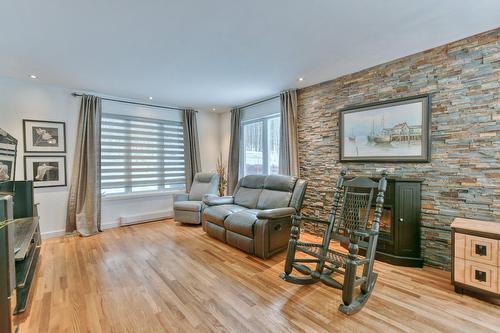 Salon - 1478 Rue Plamondon, Prévost, QC - Indoor Photo Showing Living Room With Fireplace