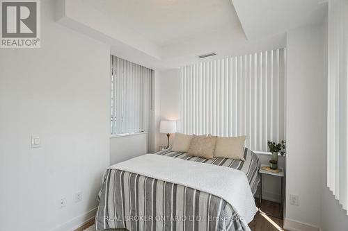 215 - 525 Adelaide Street W, Toronto, ON - Indoor Photo Showing Bedroom